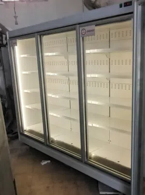 ثلاجات عرض+موازين باركود  بسعر حرق