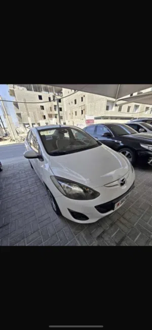 Mazda 2 model 21012
