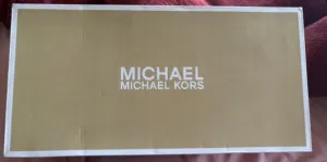 صندل مايكل كورس اسود فخم