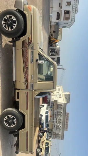 Used Toyota Land Cruiser in Al Sharqiya