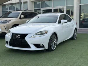 Lexus IS 250 —2014 —GCC —FREE ACCIDENT—ORIGINAL PAINT—FULL OPTIONS—EXCELLENT CONDITION
