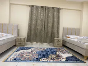 سكن للبنات في المعبيلة (معلمات_ طالبات) مفروش للإيجار