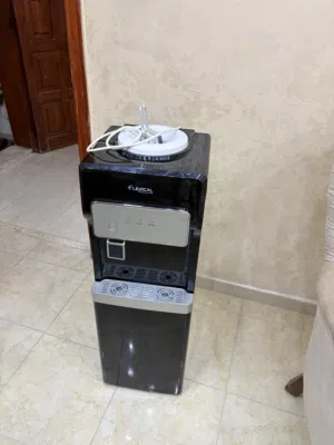 كولر ماء بحالة جيدا جدا استعمال خفيف