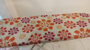 طاولة كوي الملابس بحاله ممتازه ب 10