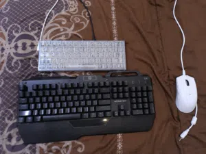 كيبوردين ممتازين و ماوس  attak shark x11 الالعاب و الاستعمال المكتبي k617 و كيبورد صيني ميكانيكل