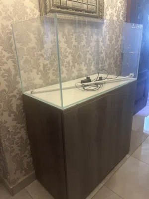 حوض سمك وكالة للبيع