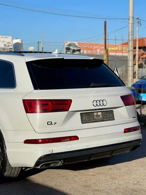 سيارة-اودي-q7-للبيع