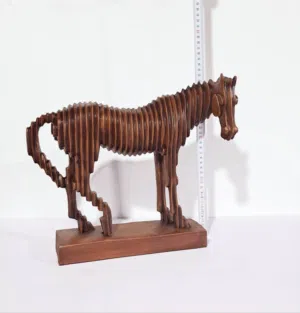 Handmade Luxury Animal Statues Wood-Style Finish with Resin Material