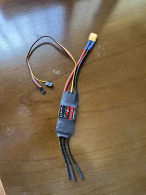 HOBBYWING SKYWALKER ELECTRONIC SPEED CONTROLLER 100A 3-6S Lipo 5v@7v 12AWG 200C