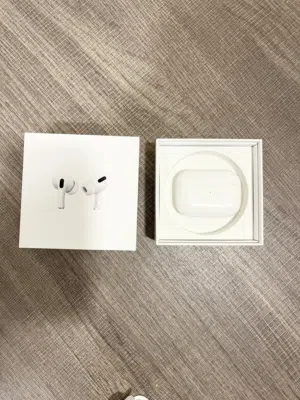Apple AirPods Pro (1st Generation)