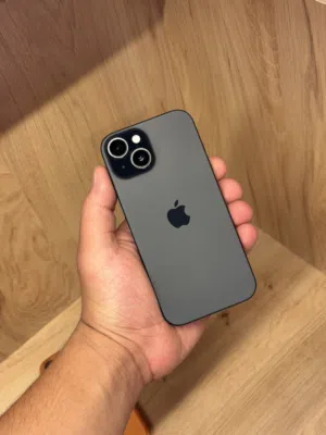 iPhone 15 128