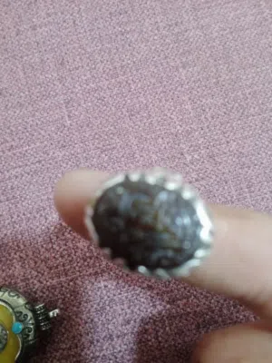 السلام عليكم خاتم عقيق يماني مطلسم مختوم فضة 925.   السعر150