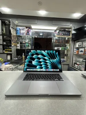 MacBook ماك بوك شبه جديد