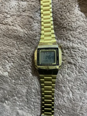 ساعة قطعة نادرة CASIO DB-360