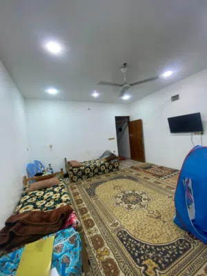 دار 100 متر بناء نضيف جدا يحتوي 4 غرف الحرية دور نواب الضباط