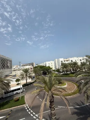 3 Bedrooms . 4 Bathrooms . 259 m23