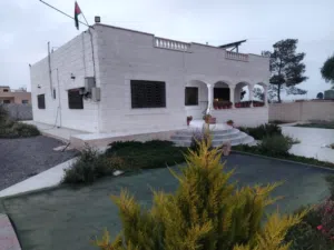 185 m2 3 Bedrooms Townhouse for Sale in Mafraq Thaghrat Al-Gub