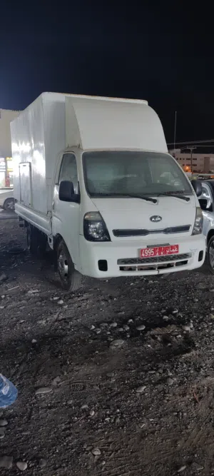 Used Kia Pregio in Muscat