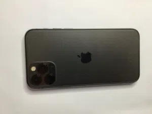 Apple iPhone 11 Pro 128 GB in Al Dakhiliya