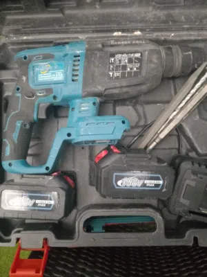 هيلتي لف ودق بطاريتين  البطارية 198 volt