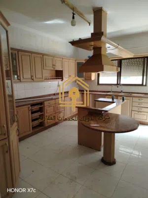 180 m2 3 Bedrooms Apartments for Rent in Amman Khalda