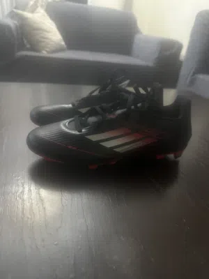 بوت اديداس F50