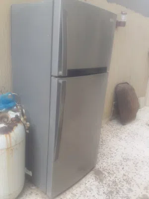 تلاجة للبيع