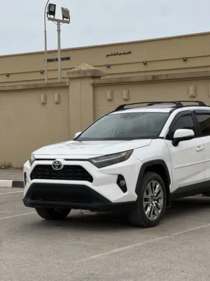 Used Toyota RAV 4 in Dhofar