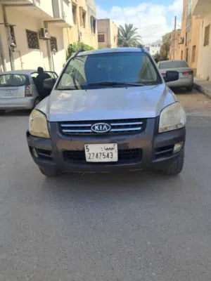 كيا سبورتاج موديل 2008 محرك 27 بحالة ممتازه توماتك