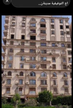 للبيع شقه 320متر