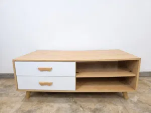 2 طاولة بحاله جيده جدا