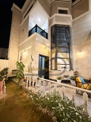 دار VIP للبيع في مجمع درة البصرة السكني