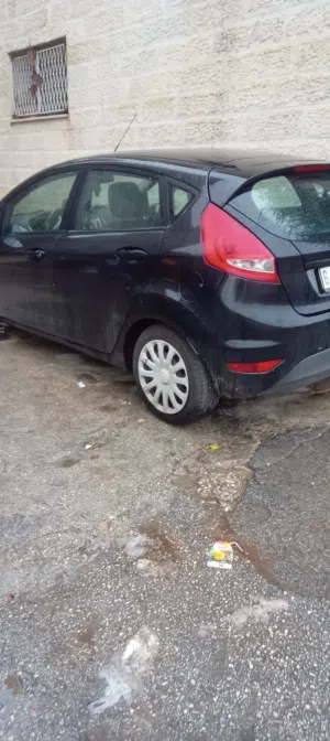 مطلوب سيارة مطلوب فورد