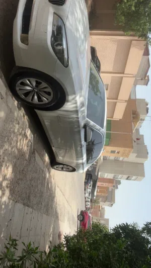 Used BMW 7 Series in Farwaniya