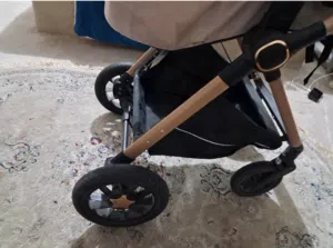 Baby stroller for sale 20 kd