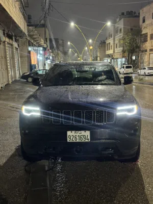 used-jeep-grand-cherokee-in-hebron