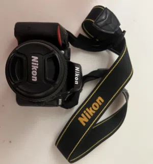 للبيع كاميرا Nikon D5500
