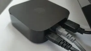 Apple TV 3rd Gen (128GB) Wi-Fi + Ethernet بحالة ممتازة (بدون ريموت)