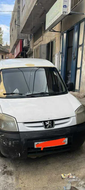 سياره بيجو بارتنر موديل2011 تسير 2012 للبيع