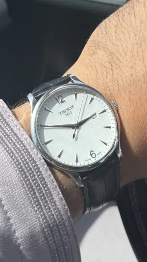 Tissot made in swiss تيسو