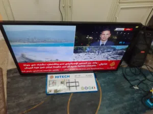 للبيع شاشة 42الجي واخري فلبيس ال جي واوزن 32بوصة وتلاجة وبرادة ومنقي هواء  الشاشات عادية ليست سمارت