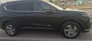 Used Hyundai Santa Fe in Basra