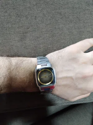 ساعة يد اوتوماتيك سيكو SEIKO اليابانيه الصنع الاصليه ساعه شغاله و نظيفه