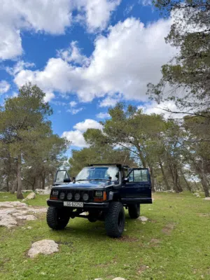 جيب شيروكي XJ موديل 1996 — جاهز لأقسى الطرق
