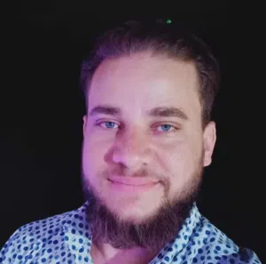 حسين عاصم محمد حسين 
