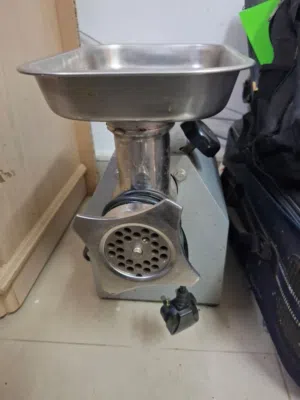 ماكينه فرم مستعمله حاله ممتازه بالخوض الشعبيه