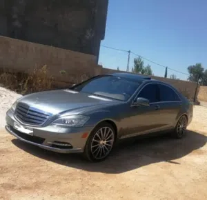 مرسيدس S-Class 2010 فل الفل  حالة ممتازة وسعر لقطــــة