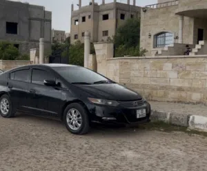 سيارة هولندا 2011 للبيع