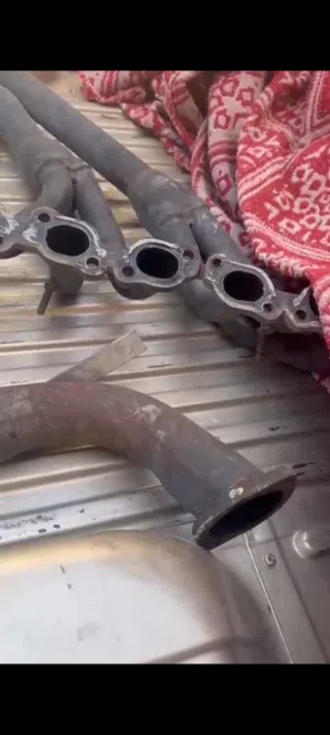 هدرز كلوزر   راس هدرز مع داون بيب 3 إنش  مع دبة إلكترونيه من شركة فوكس مع جميع ملحقاته  هدرز سويداً