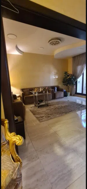 5 Bedrooms . More than 6 bathrooms . 270 m20